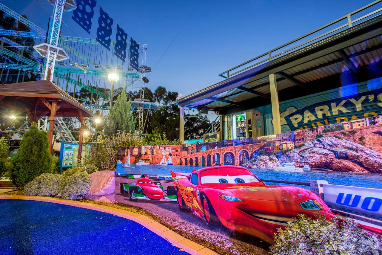 Big4 Traralgon Park Lane Holiday Park Buitenkant foto