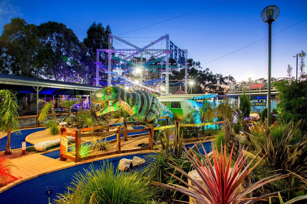 Big4 Traralgon Park Lane Holiday Park Buitenkant foto