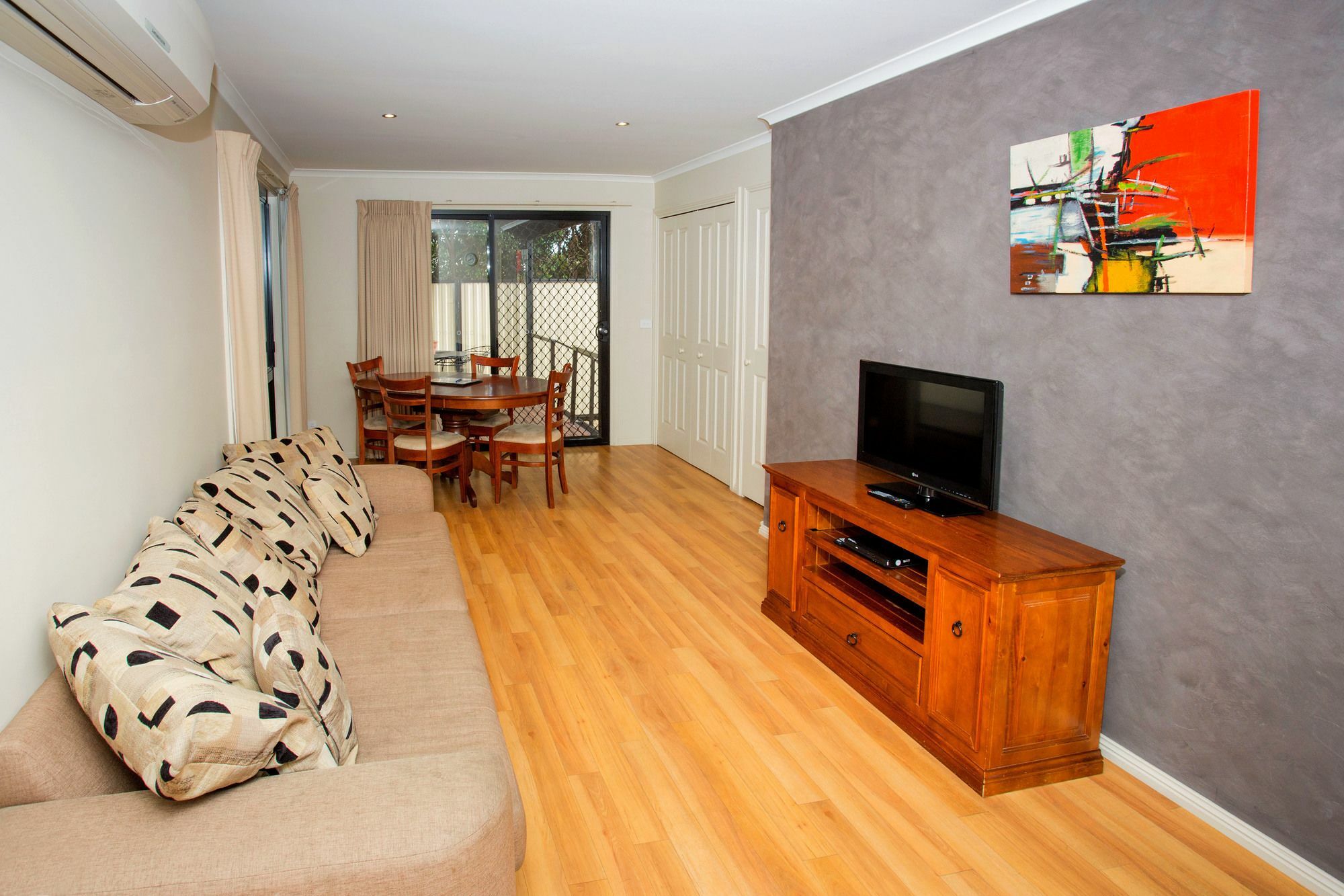 Big4 Traralgon Park Lane Holiday Park Buitenkant foto